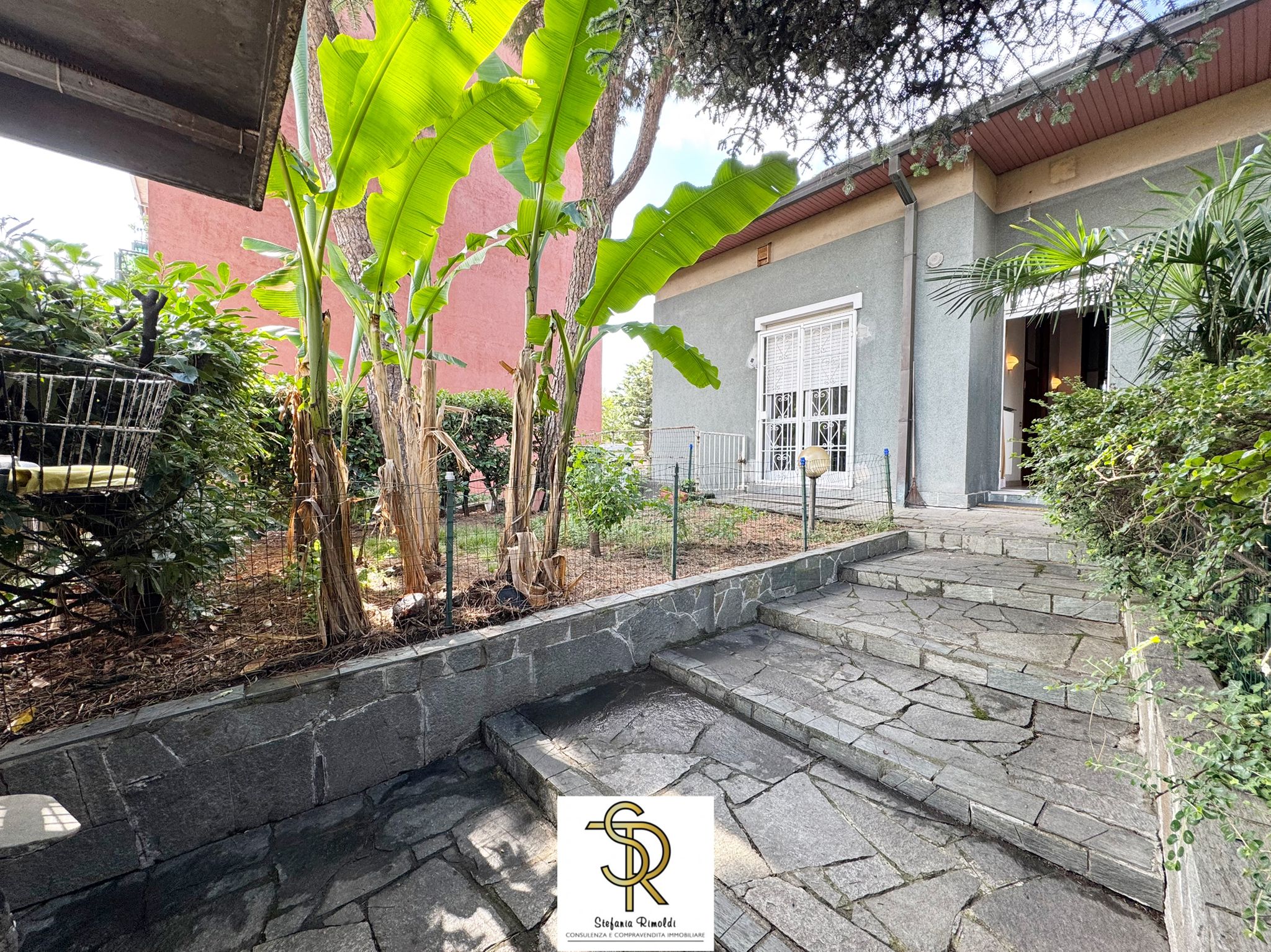 PORZIONE DI CASA BIFAMIGLIARE A SAN VITTORE OLONA